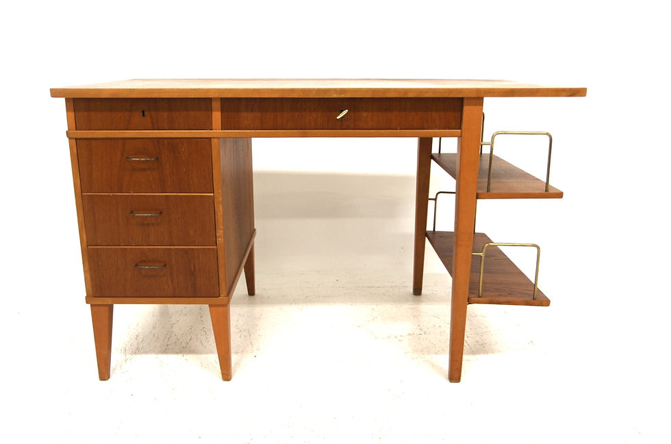 Miniature : Bureau scandinave en teck, Suède, 1960