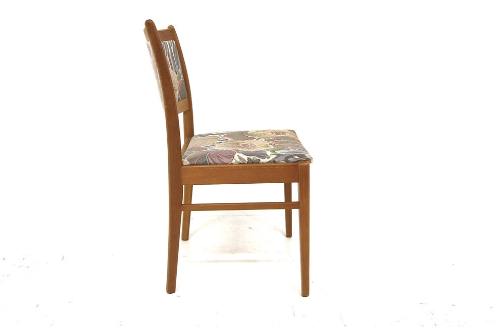 Miniature : 4 chaises scandinaves en chêne, Suède, 1960