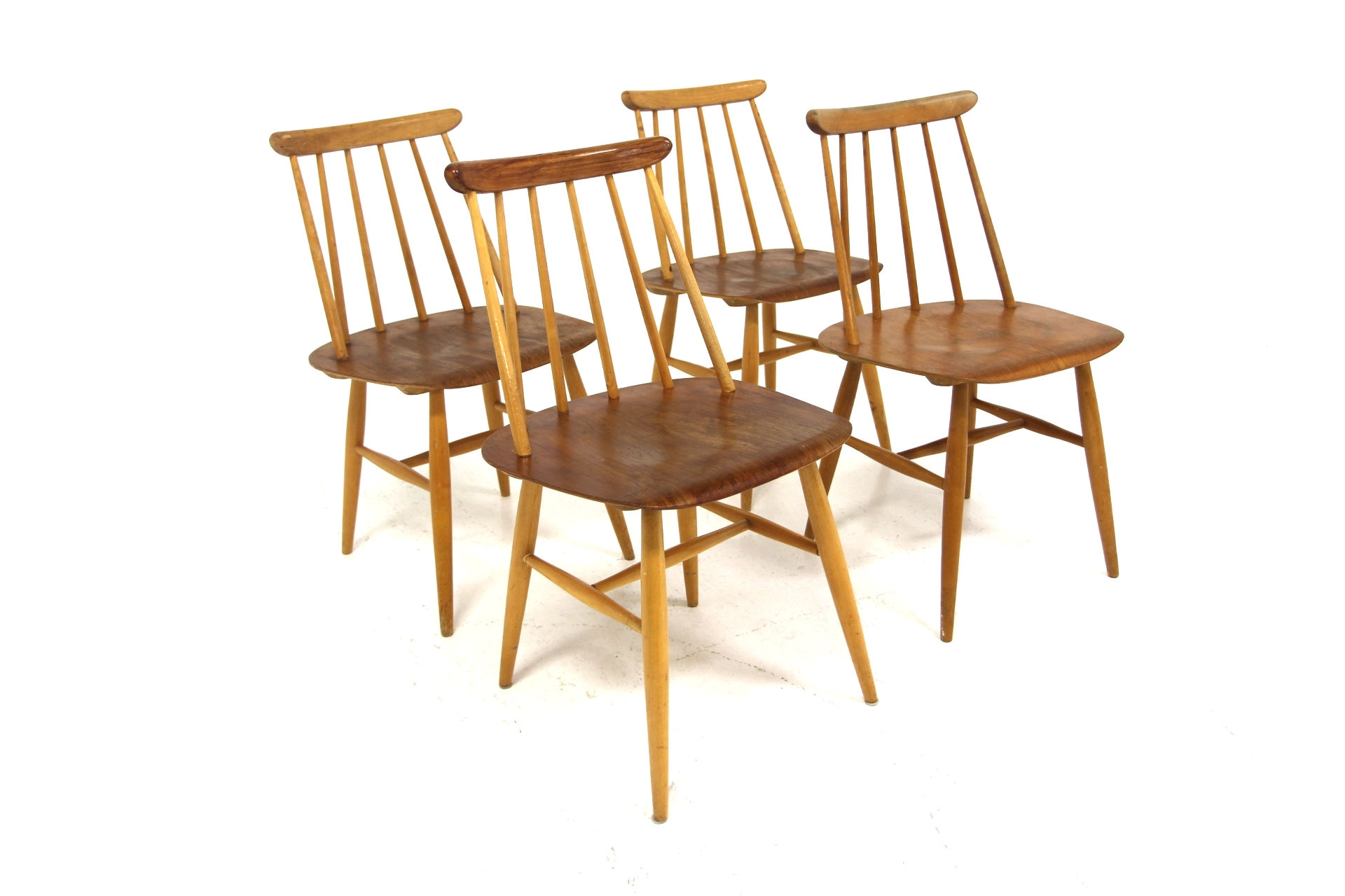 Set de 4 chaises "Fanett" en teck par Ilmari Tapiovaara, Suède, 1960