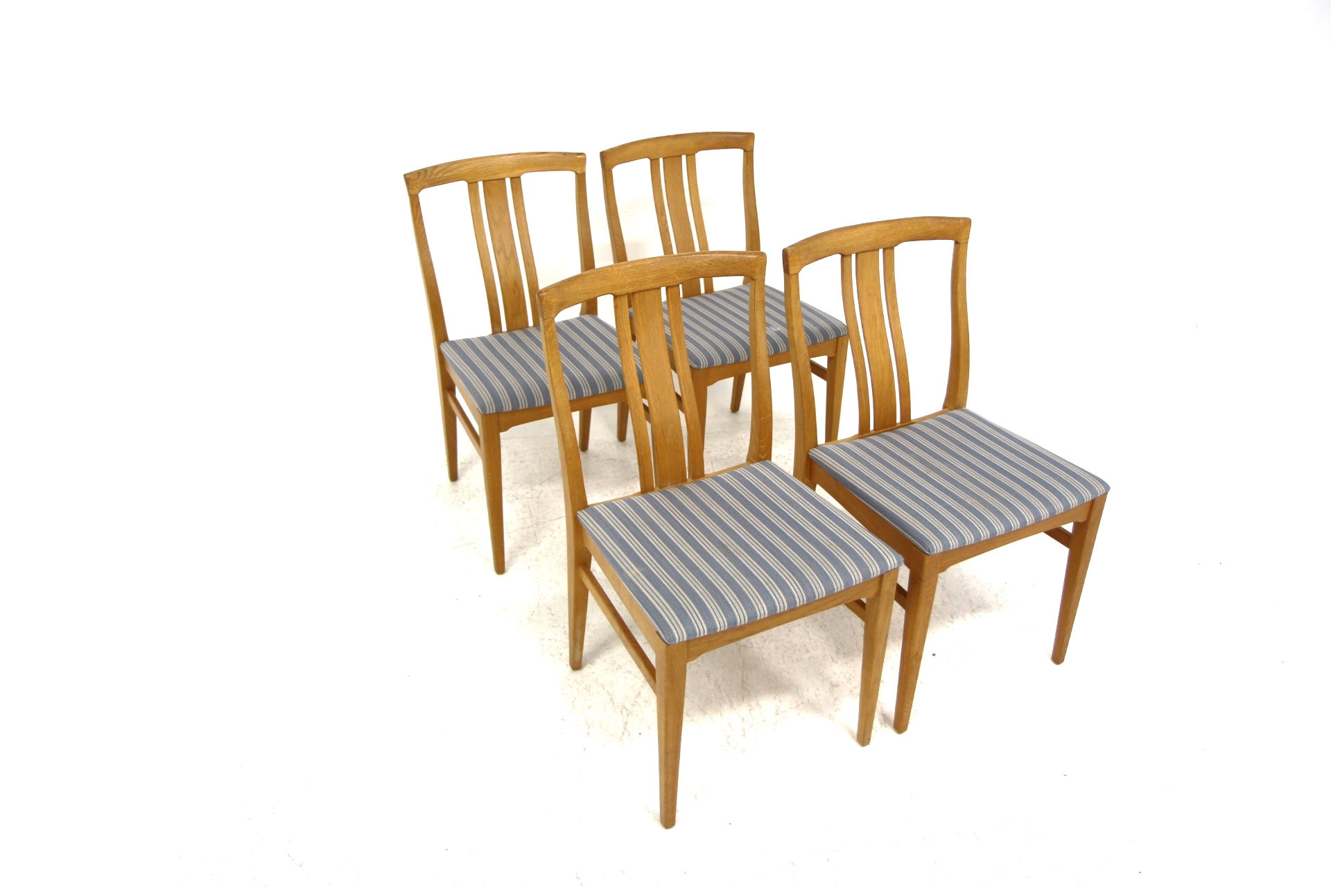 Set de 4 chaises scandinave en chêne, Suède, 1960