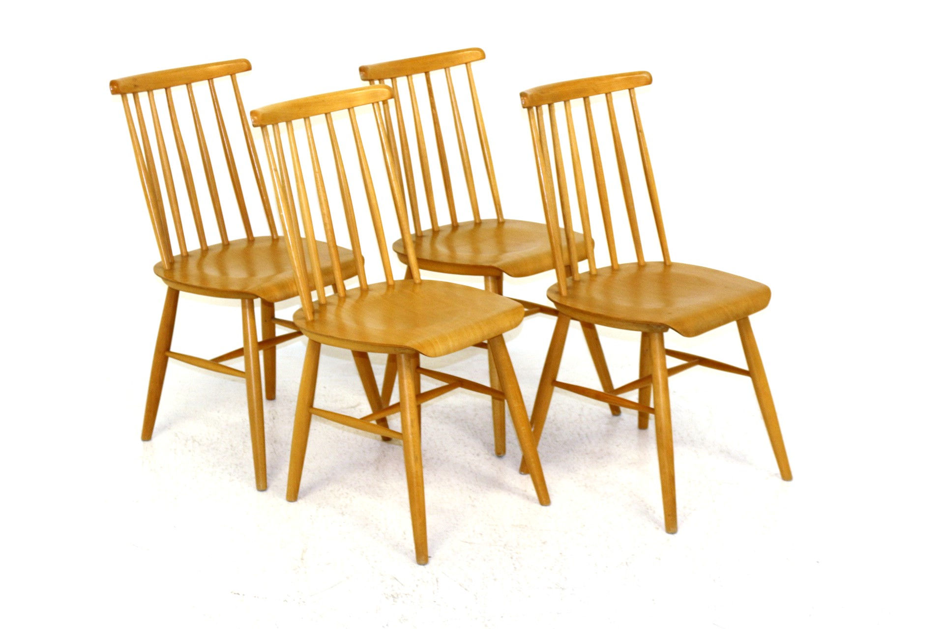 Set de 4 chaises "Pinnstol" en hêtre, Suède, 1960