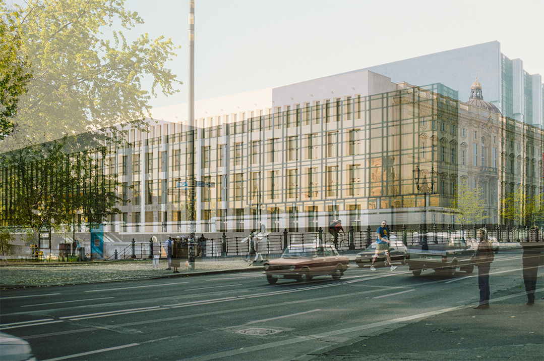 Palast der Republik und Humboldt-Forum, Doppelbelichtung aus einer Aufnahmen aus 1994 und 2025