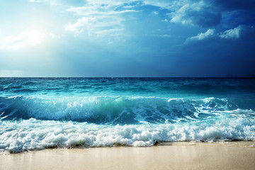 Waves.jpg