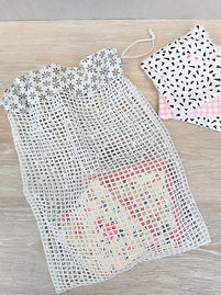 Filet de lavage confecionné en cours de couture à domicile à Bouchemaine