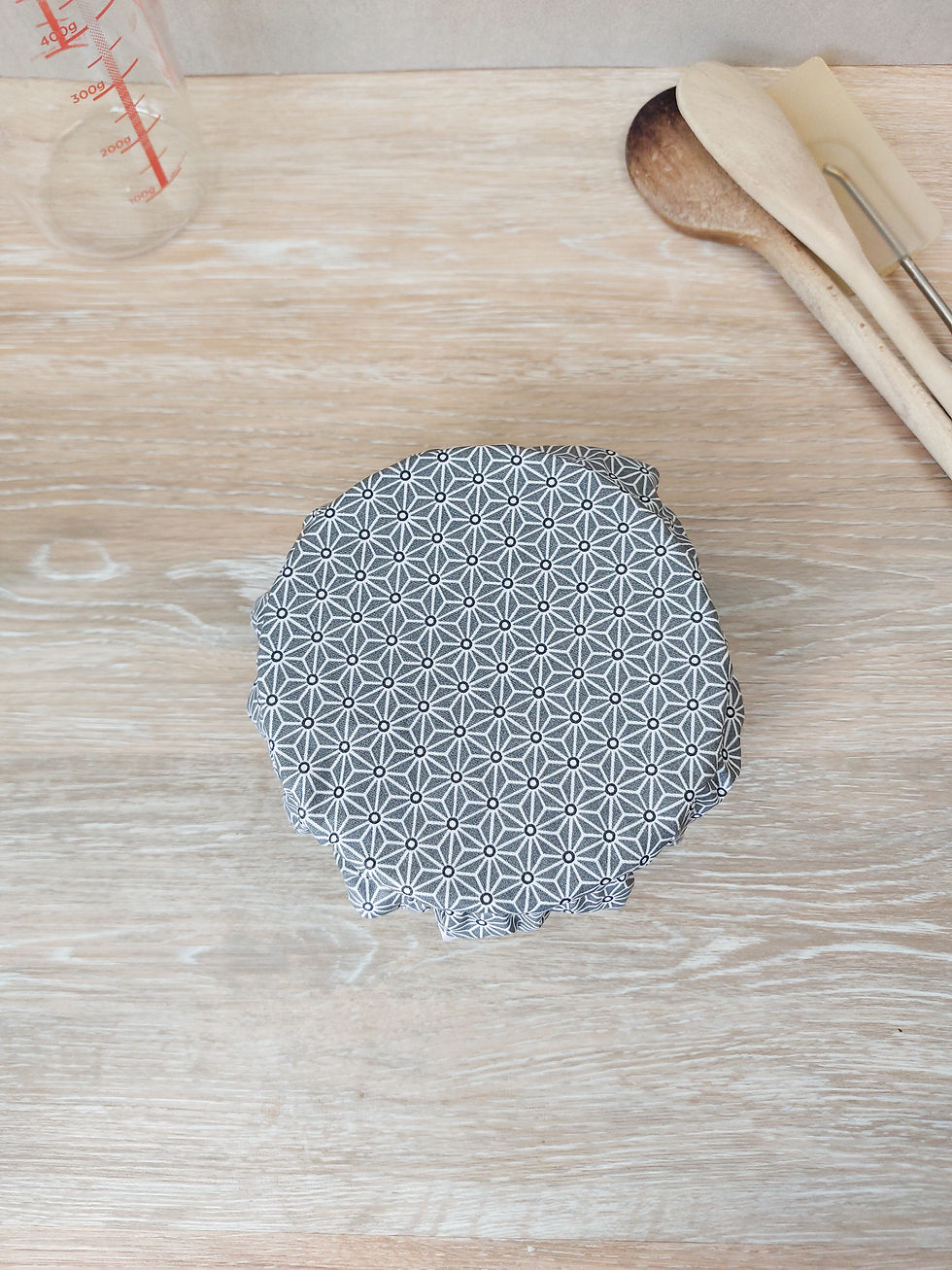 Miniature : Couvre-plat en tissu de couleur grise