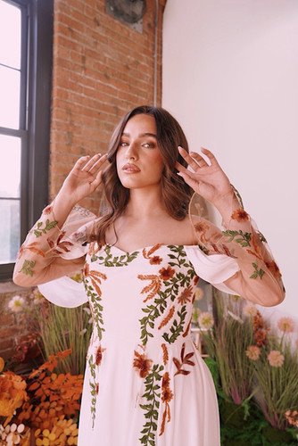 Juniper | Sample | Flora & Lane