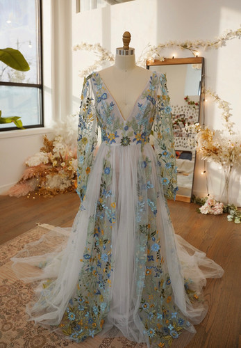 Primrose | Custom | Flora & Lane