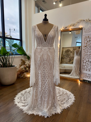 Raina Clearance Flora & Lane