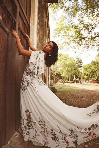 Flora | Sample | Flora & Lane