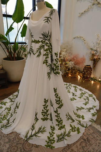 Olive | Flora & Lane Olive | Flora & Lane