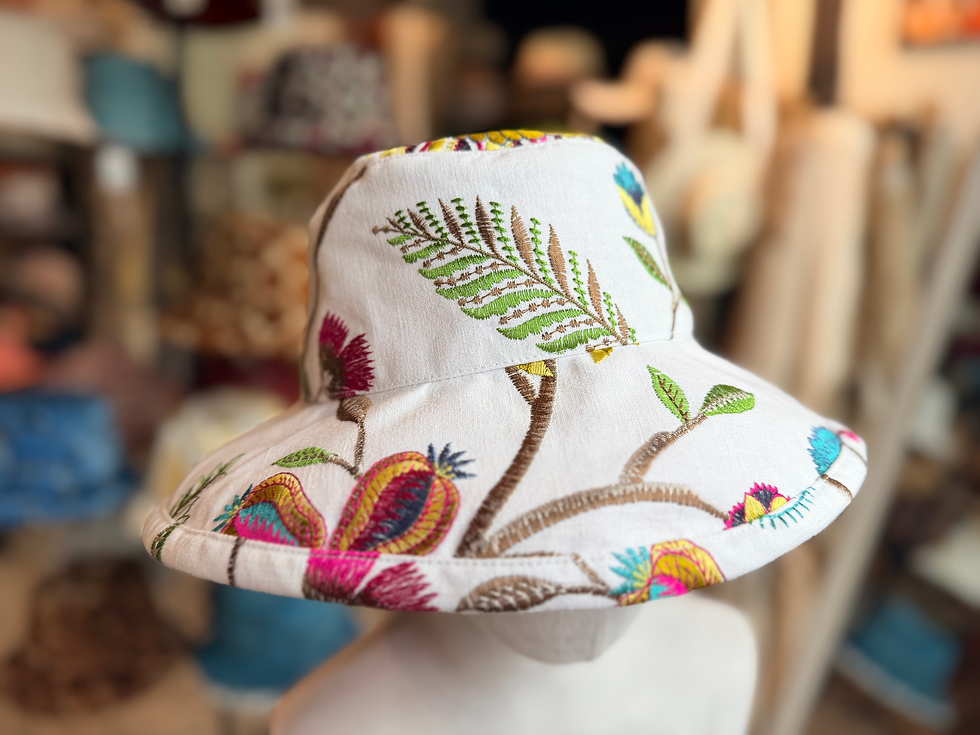 Thumbnail: Hot Pink Embroidered Linen (Size Small)