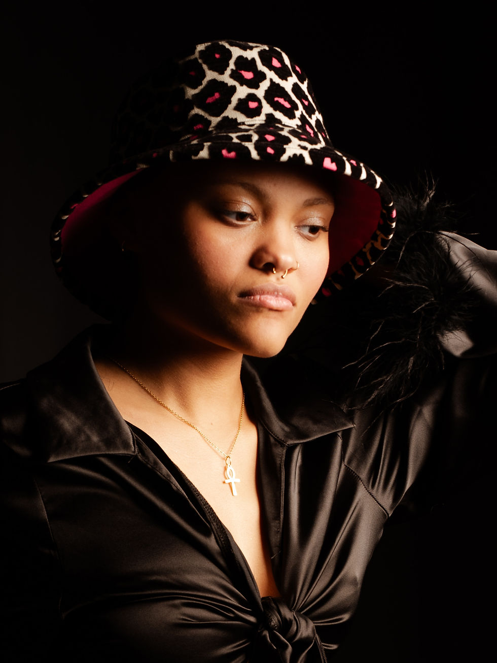 Thumbnail: Hot Pink Leopard Chenille