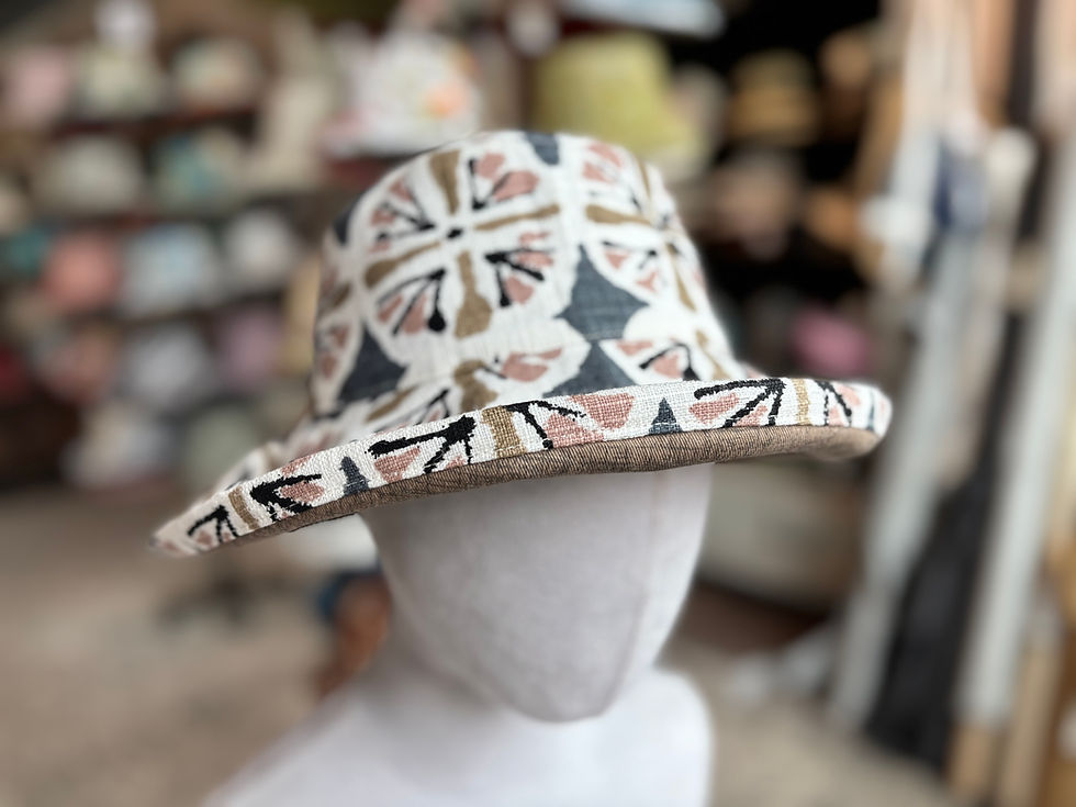 Thumbnail: Brown Clover (Size Small)