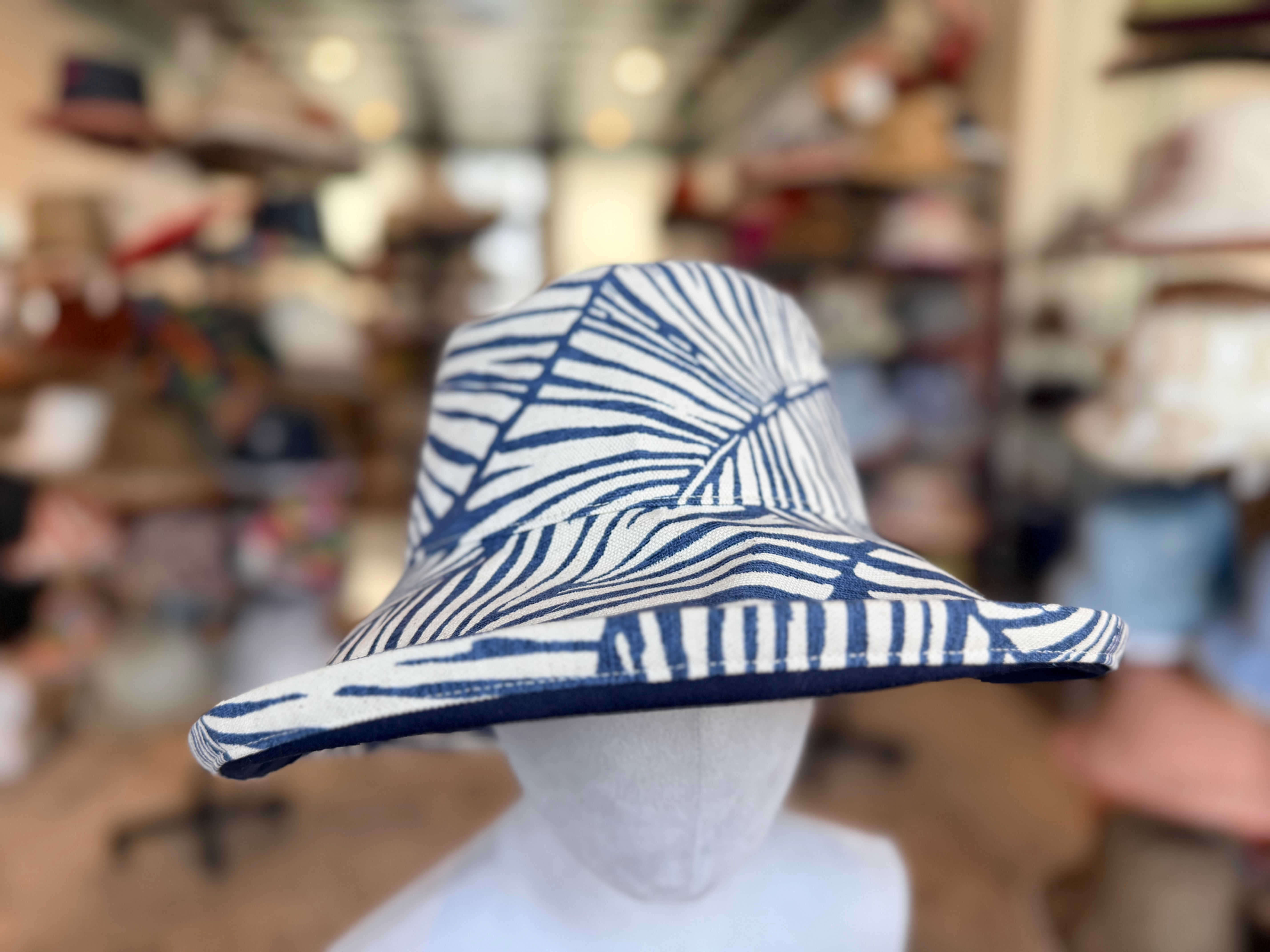 Navy Palm Linen