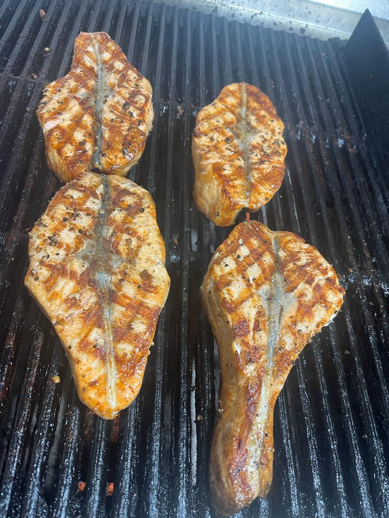 סלמון על הגריל