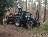 tractor forwarder.JPG