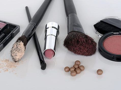 cosmetics-g37ebbafc7_1920.jpg