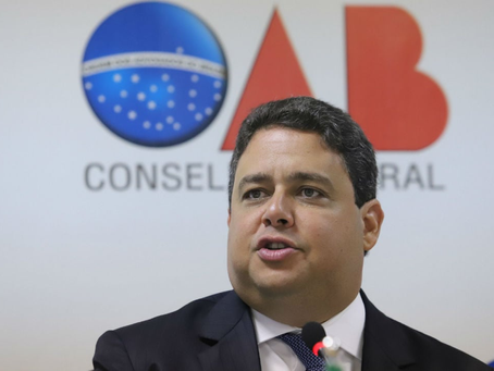 Ex-presidente da OAB defende “bala na nuca” de Bolsonaro e diz que prisão é “dia de festa”
