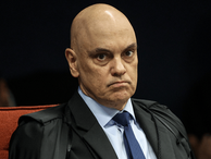 Alexandre de Moraes determina prisão e cancelamento de passaportes de Eduardo Bolsonaro