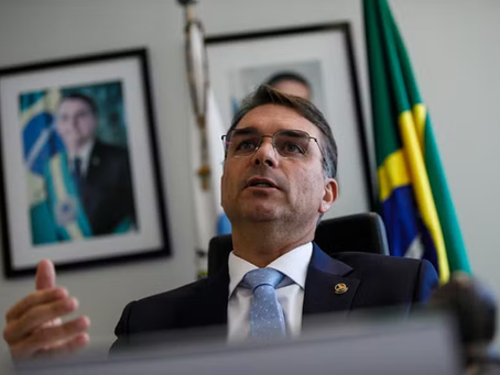 OAB cobra revisão da decisão de Moraes que proibiu Flávio Bolsonaro de visitar o pai