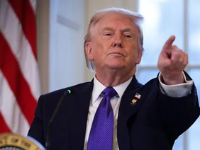 Trump ameaça impor tarifas a países que rejeitarem plano dos EUA para anexação da Groenlândia