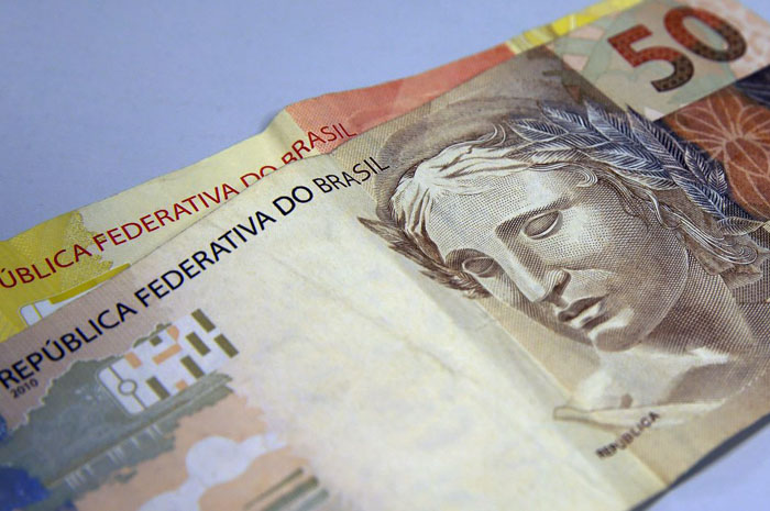 Arrecadação federal bate recorde de R$ 264 bilhões em junho