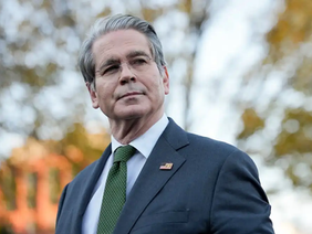 Scott Bessent afirma que os EUA irão anexar a Groenlândia devido à fraqueza da Europa