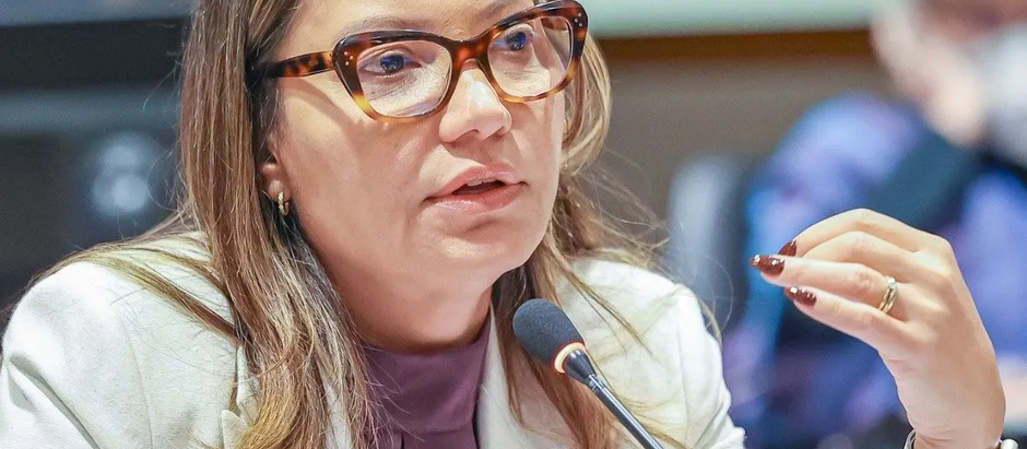 Governo pressiona redes sociais a apagarem postagens sobre Janja em 24 horas