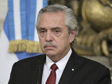 Ex-presidente Alberto Fernández é processado por corrupção e tem bens bloqueados pela Justiça argentina