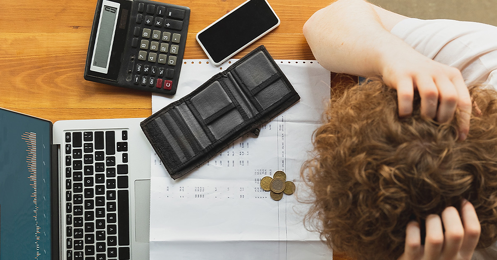 Inadimplência bancária, spread e juros do crédito livre batem recordes em agosto, mostra Banco Central