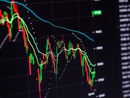 Ibovespa recua na quarta-feira, com riscos fiscais internos e cautela geopolítica global