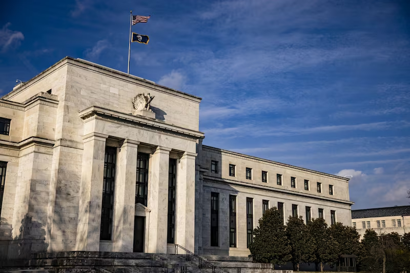 Membro do Fed diz que inflação é "o risco mais urgente" para a economia americana e sinaliza postura contracionista