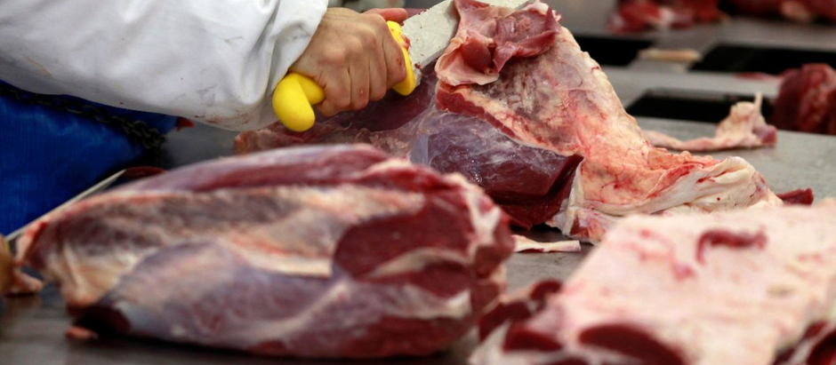 FrigorÃficos brasileiros reagem a boicote do Carrefour com ameaça de suspensão no fornecimento