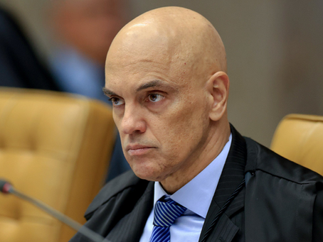Alexandre de Moraes recua e afirma que Bolsonaro pode dar entrevistas, mas mantém restrições