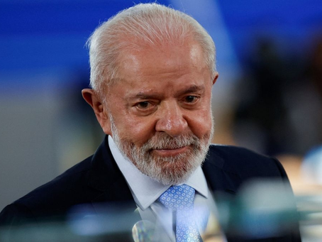 Lula veta pensão para crianças com microcefalia