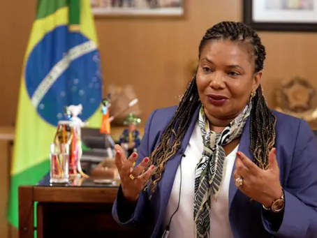 Ministra da Cultura é convocada a explicar cachês de Carnaval em audiência na Câmara