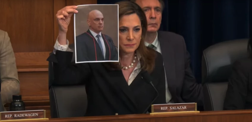 Maria Salazar, crítica de Alexandre de Moraes, é reeleita deputada nos EUA