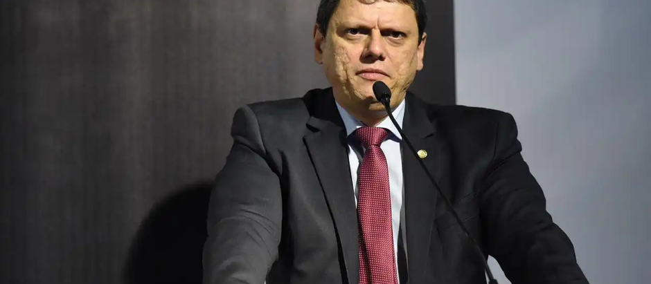 Tarcísio recusa adesão de São Paulo ao novo DPVAT recriado pelo governo Lula