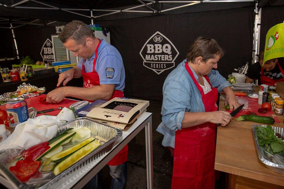 Bell BBQ SM_Gut mariniert ist halb gewon