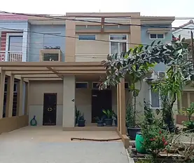 
Rumah Mewah Siap Huni Semi Furnished di Taman Simpruk Cikarang