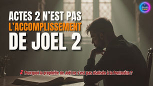 Étude biblique sur la prophétie de Joël 2 et Actes 2 avec un homme lisant la Bible dans une église