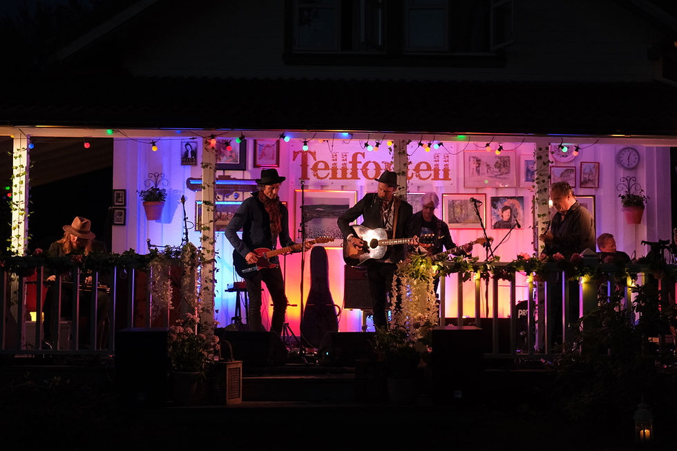 Thomas (Dylan) Nessheim og The Salmon Smokers avsluttet fredagen