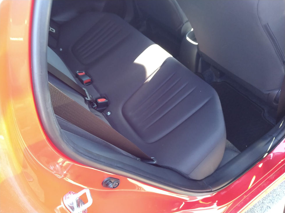 Thumbnail: Toyota Yaris 2020, low milege
