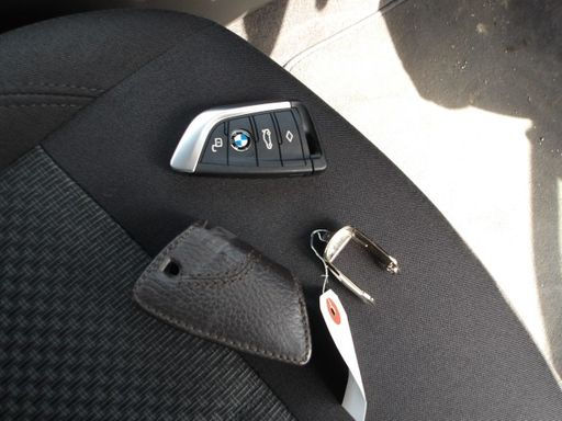 Thumbnail: BMW 2020, low milege