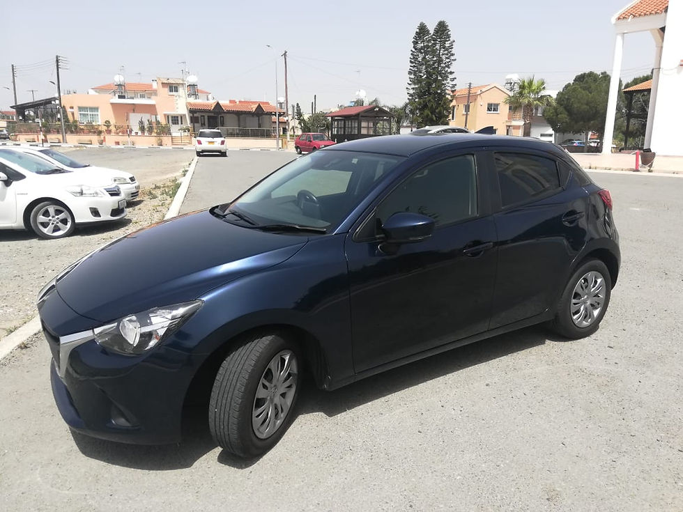 Thumbnail: Mazda demio 2017