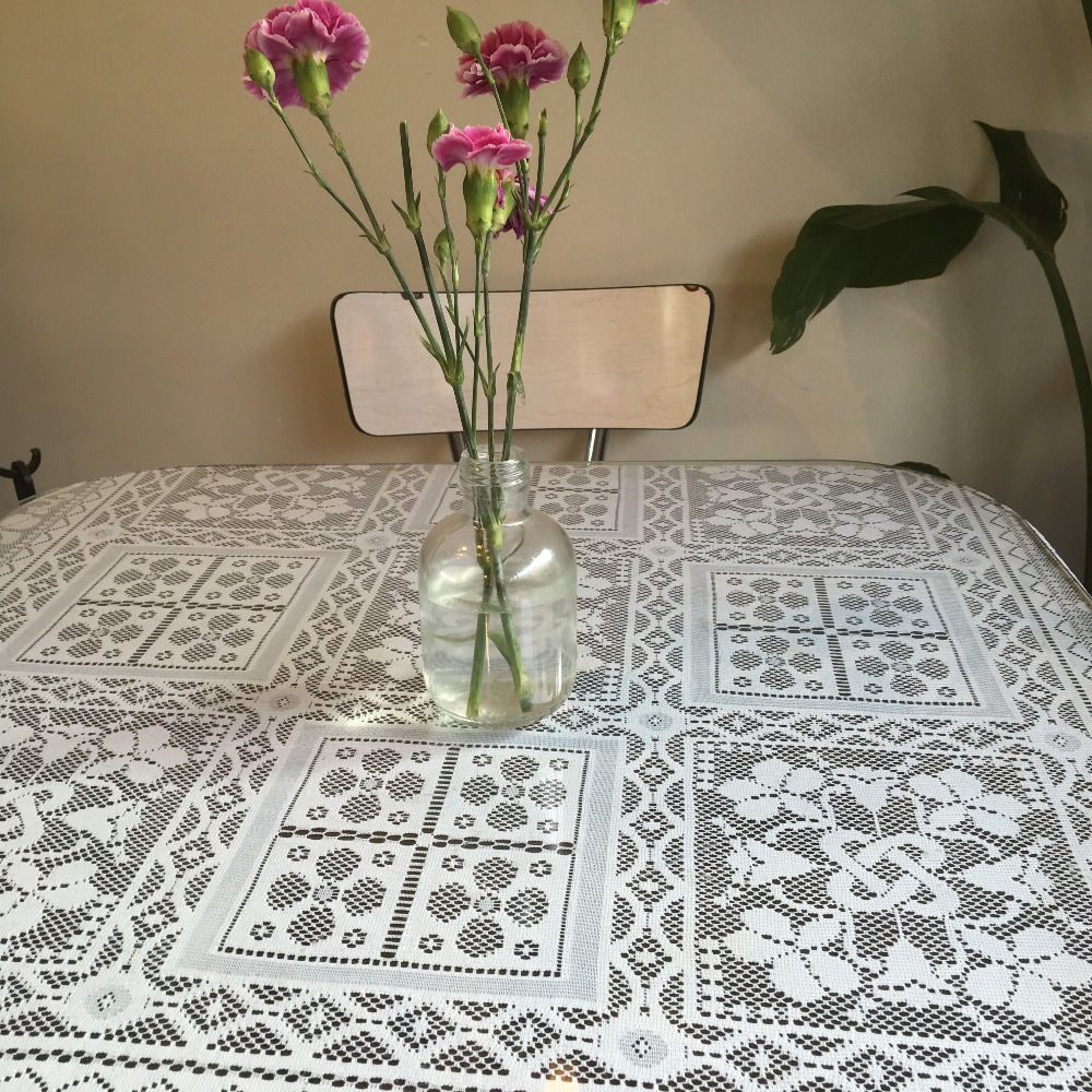 ספר צבעוני מודפס בעברית