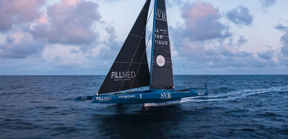 Avarie majeure sur le trimaran SVR - Lazartigue