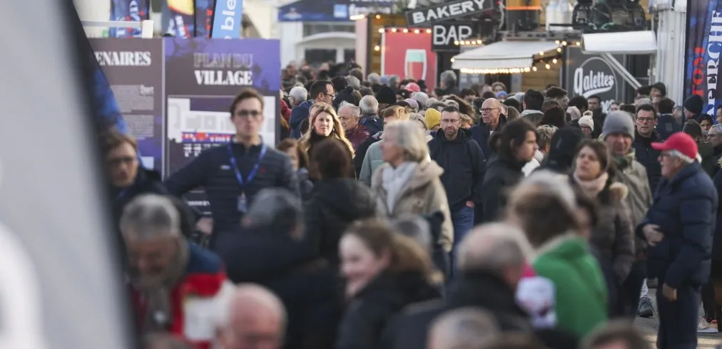 Modification des horaires d’ouverture du village ce samedi