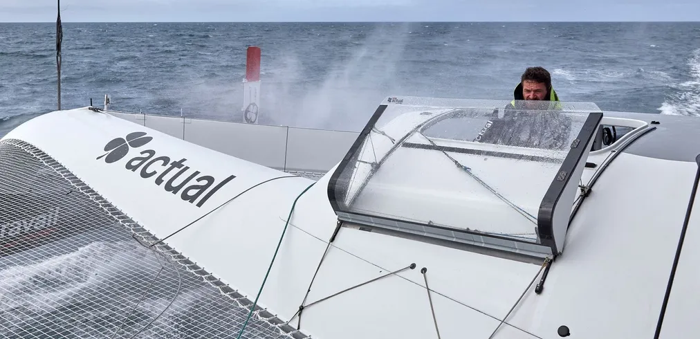 Anthony Marchand sur son trimaran Actual Ultim 3