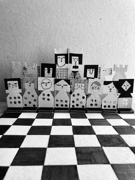 Grey chessmen set